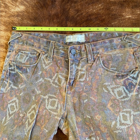 Free People Womens Tribal Aztec Print Mid Rise Skinny Denim Jeans - Picture 11 of 12